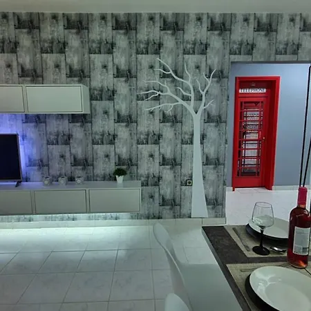 Panorama House Near Teleperformance,gazi And Mall. * Atenas